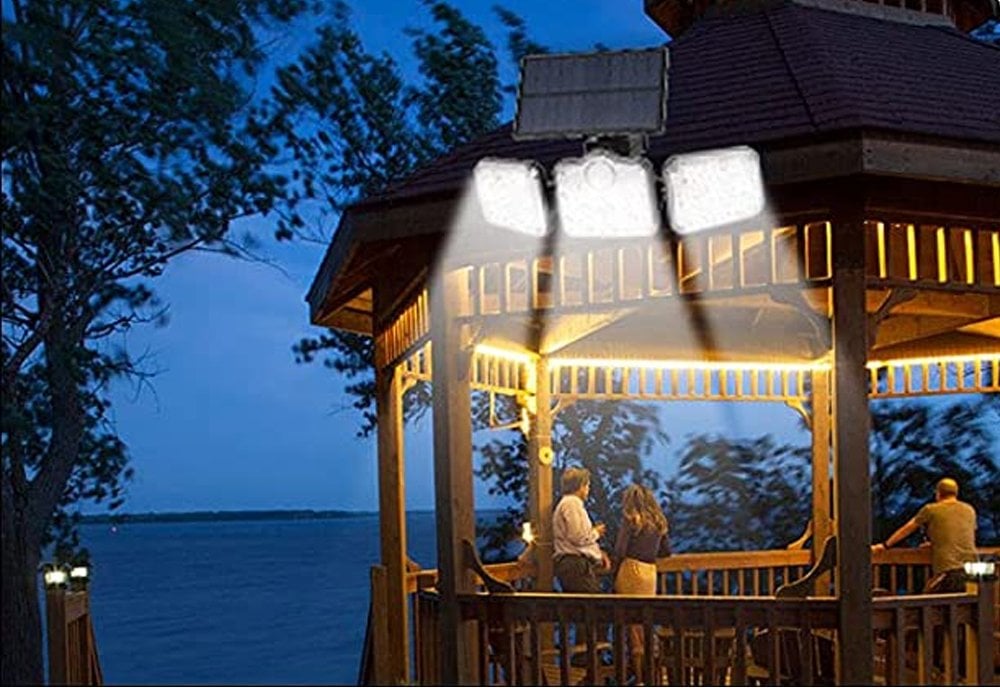 Sensörlü 138 Ledli Solar Lamba